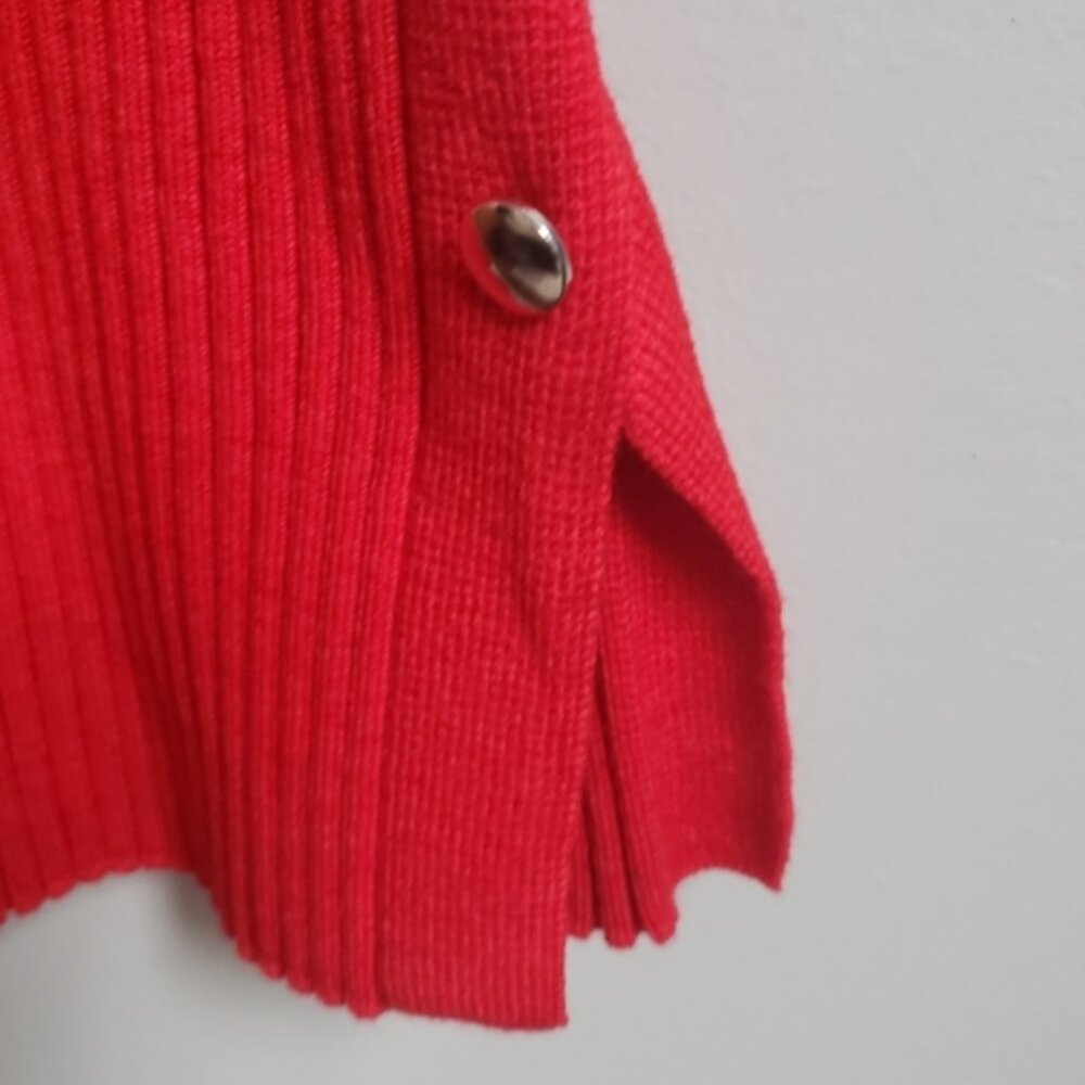 Red knitted dress - Picture 3 of 7